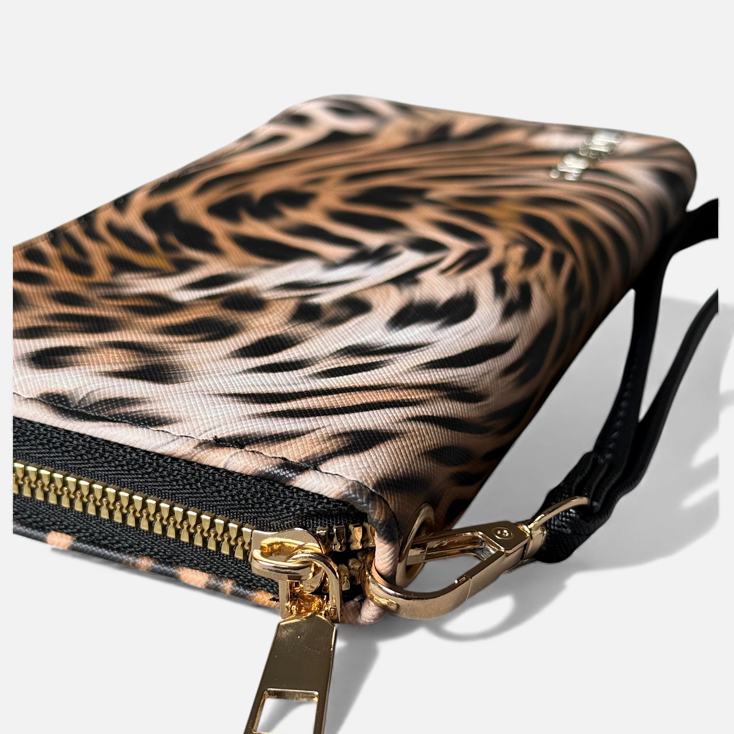Leopard Motif Design Wallet