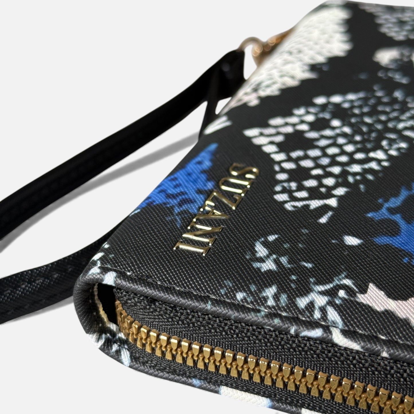 Textured Snakeskin Print Wallet
